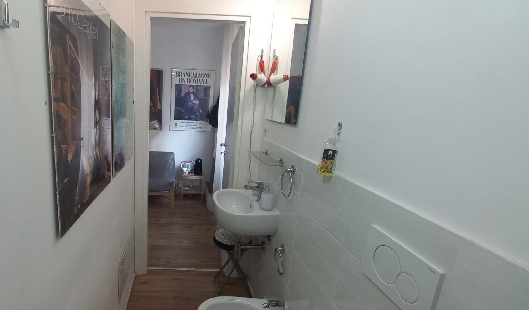 B&B Leo Cagliari Eksteriør bilde